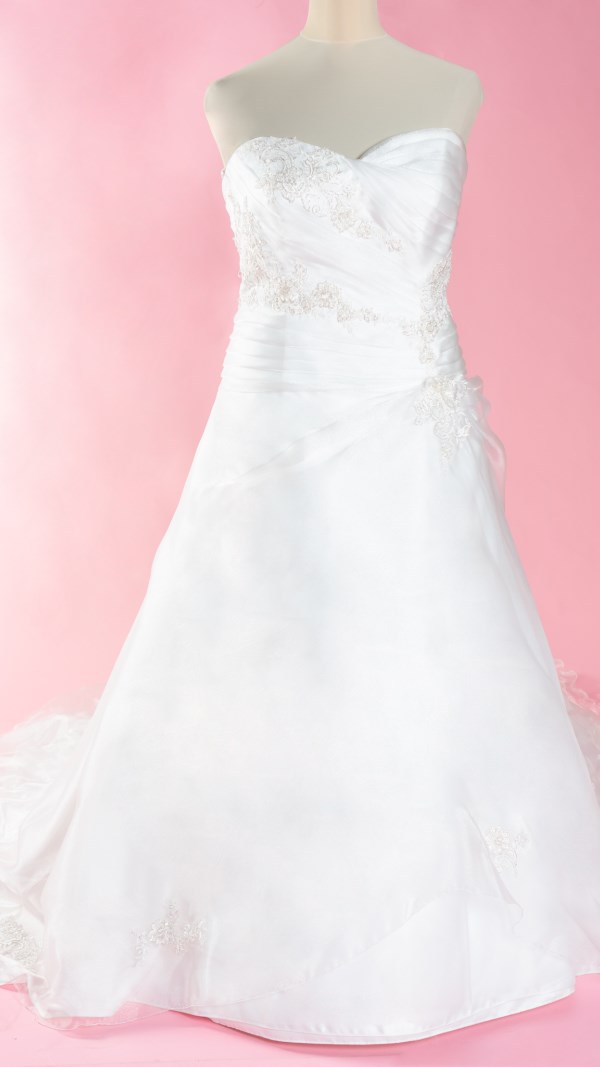 OTLX024 Abito da sposa curvy in organza 