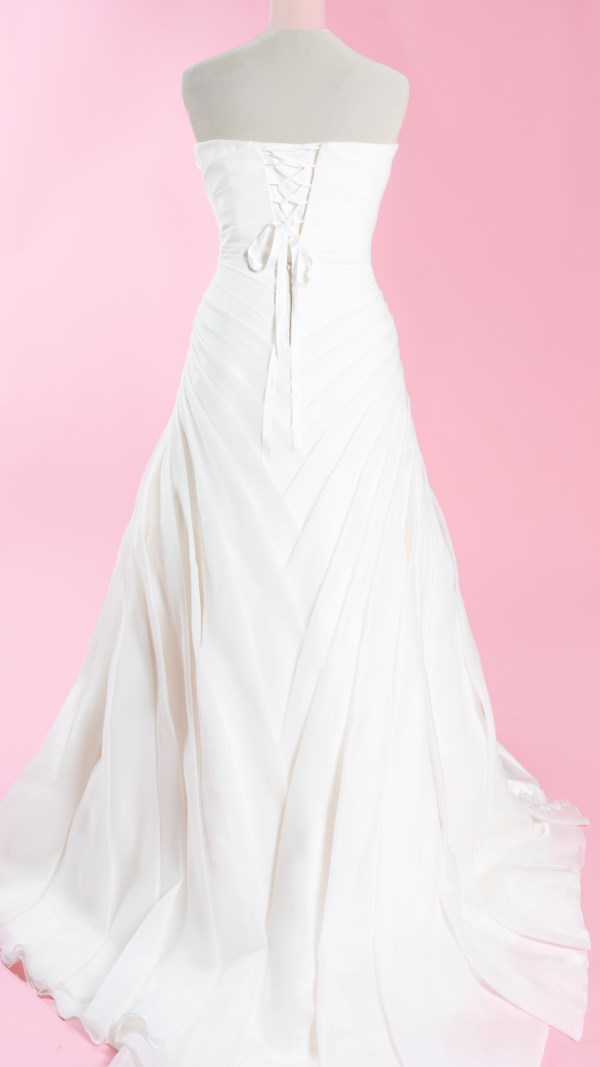 OTL 001 Abito da sposa a sirena in organza drappeggiata 